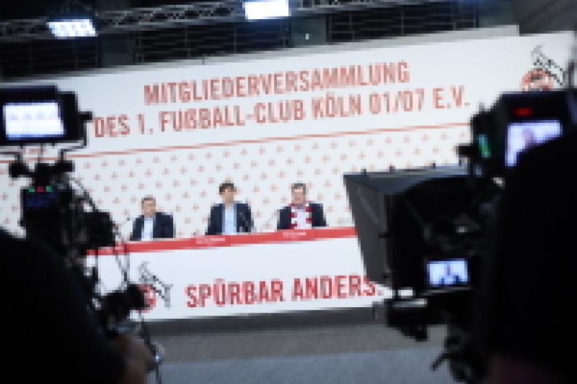 Die Vereinsvorstände auf der ersten virtuellen Jahreshauptversammlung des 1. FC Köln.